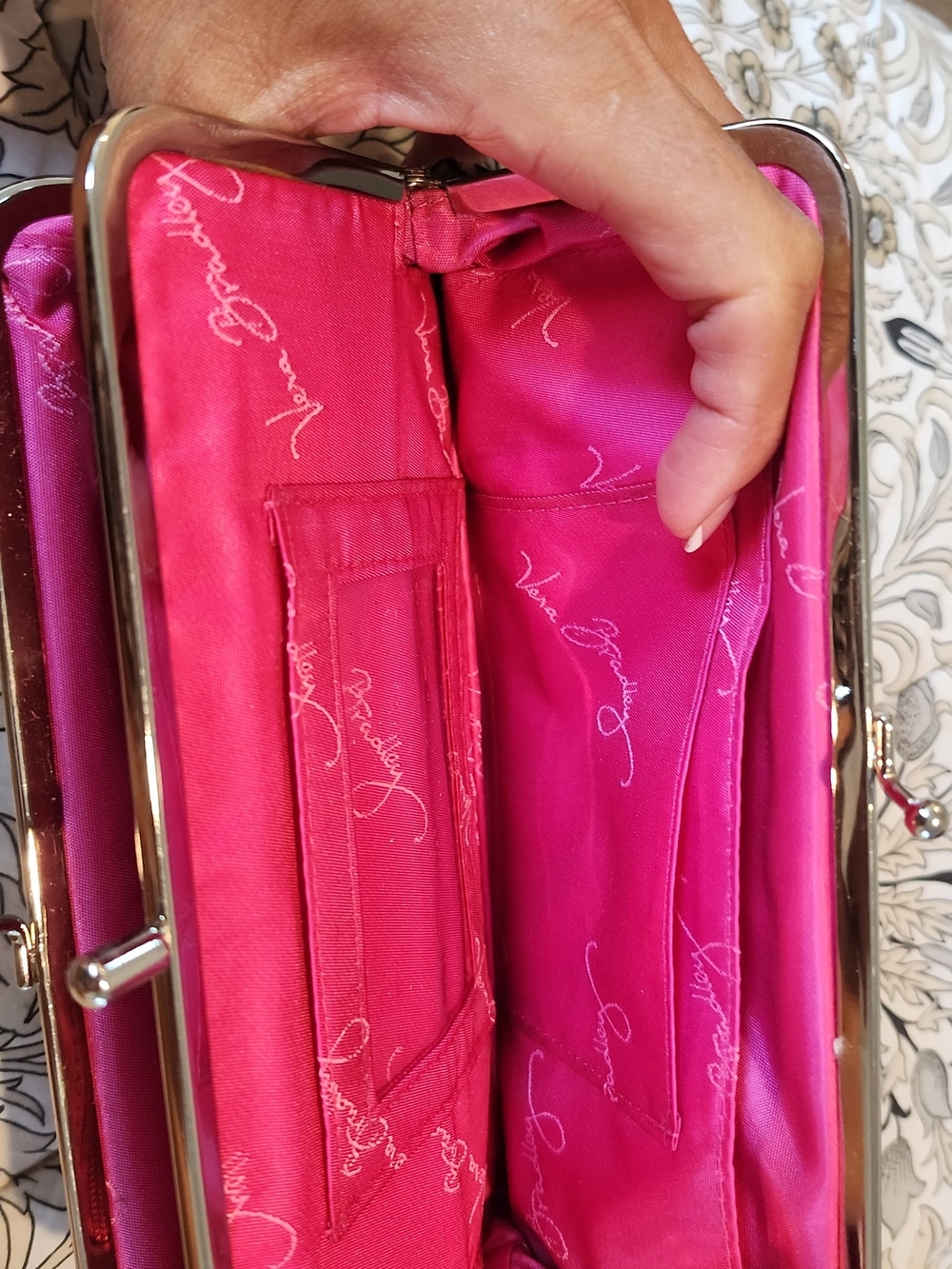 Vera Bradley Quilted Pink Floral Frame Wallet Clutch - Picture 2 of 3